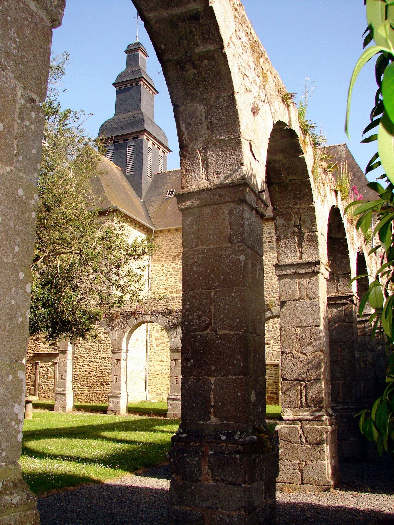 Hotel De L'Abbaye Le Tronchet  Esterno foto